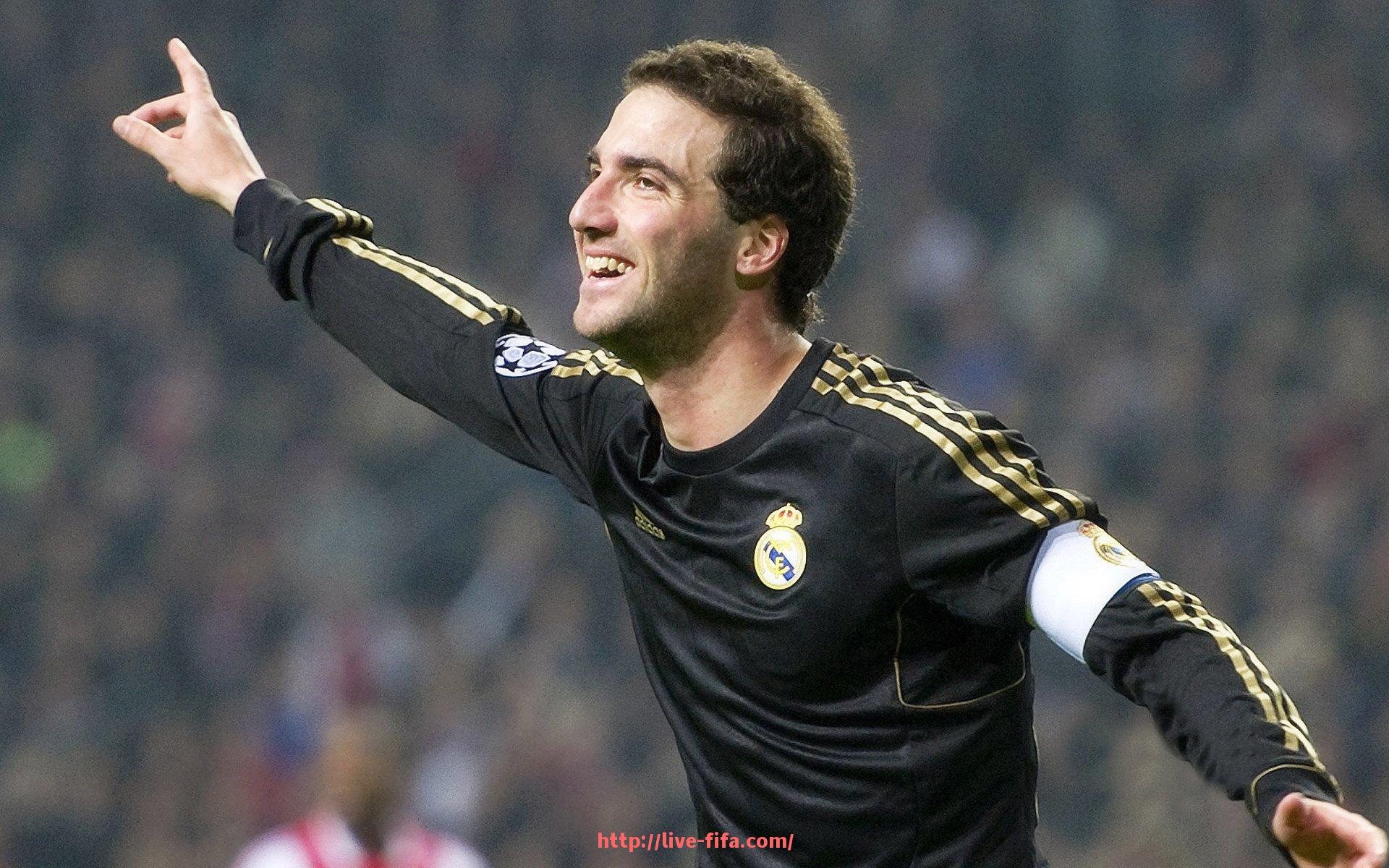 世俱杯直播-西甲联赛报道中的中西翻译面临的挑战与解决方案