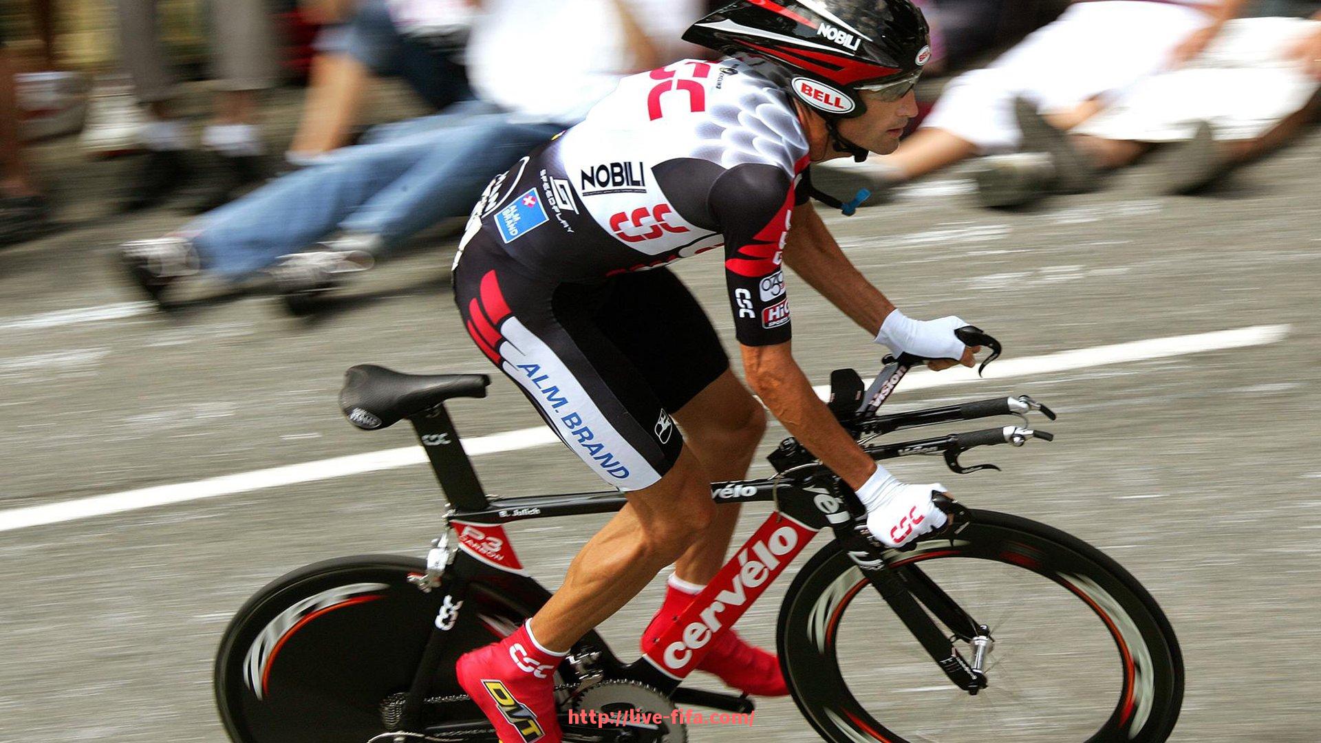 世俱杯直播-中国最早关注的意甲球队是哪支?历史传播影响分析