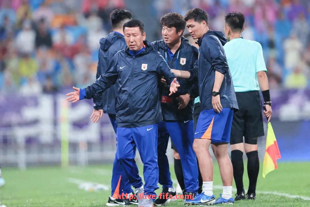 世俱杯直播-足球造越位战术的成功率通常取决于哪些因素？（足球造越位是什么意思）